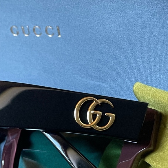 NEW Gucci Women’s 52mm Sunglasses main image 4